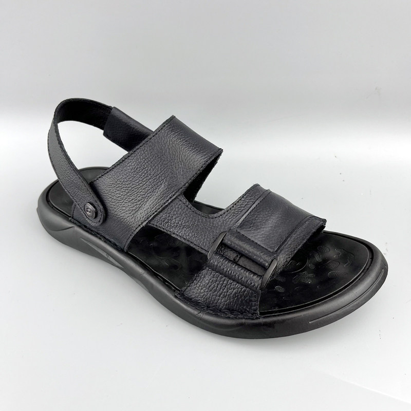 Foreign trade men's shoes are scarce high-end top layer leather sandals pick up leakage genuine leather special offer casual beach shoes cow cargo slippers men