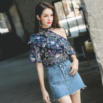 Perspective snowspun shirt 2021 new hanging neck inclined shoulder ruffled shoulders foreign air fashion blouse with lotus leaf lace with little sweatshirt female spring