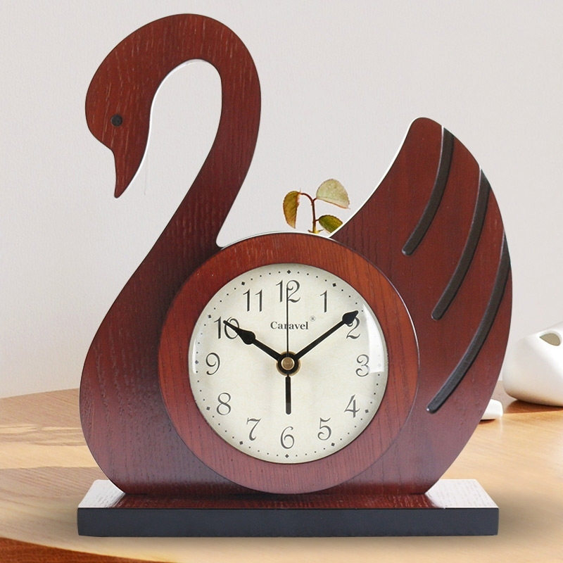 Modern simple living room table clock Wooden silent table clock Creative Swan fashion bedroom bed head study ornaments clock
