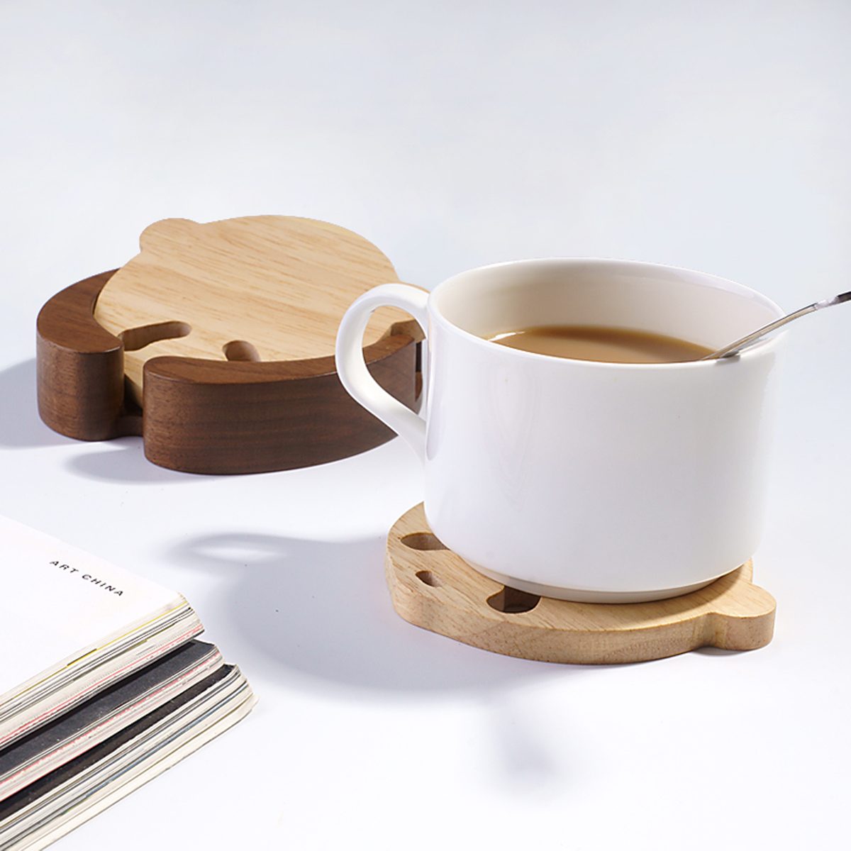 Several people original design panda solid wood round insulation coaster Nordic Japanese restaurant home souvenir gift set