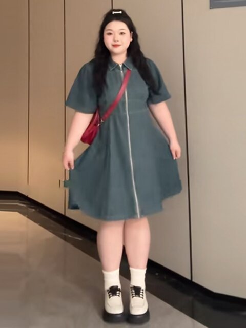 Plus-Size Designer Zipper Denim Dress for Summer, Conceals Belly Fat, Slimming, French-Style Shirt Dress