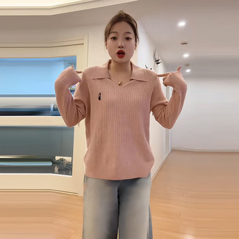 Plus-Size Stylish Collared Knit Base Shirt for Women, Autumn and Winter, Slimming T-Shirt for Slightly Chubby Women, Soft and Unique Loose Top