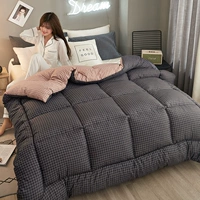 Черный и фиолетовый