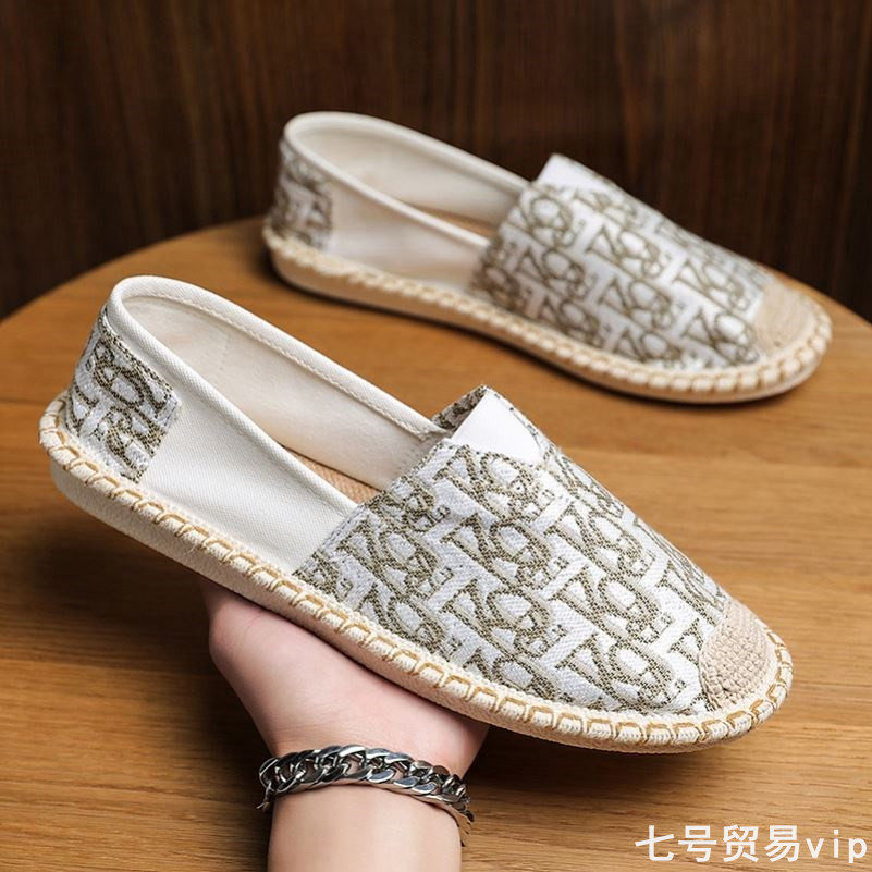 Old Beijing cloth shoes men summer breathable canvas shoes one foot pedal lazy people versatile casual fisherman bean bean flax straw shoes