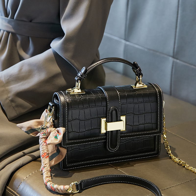 French ITCFASHONK selected brands recommend the best limit of pet shoulder package explosion