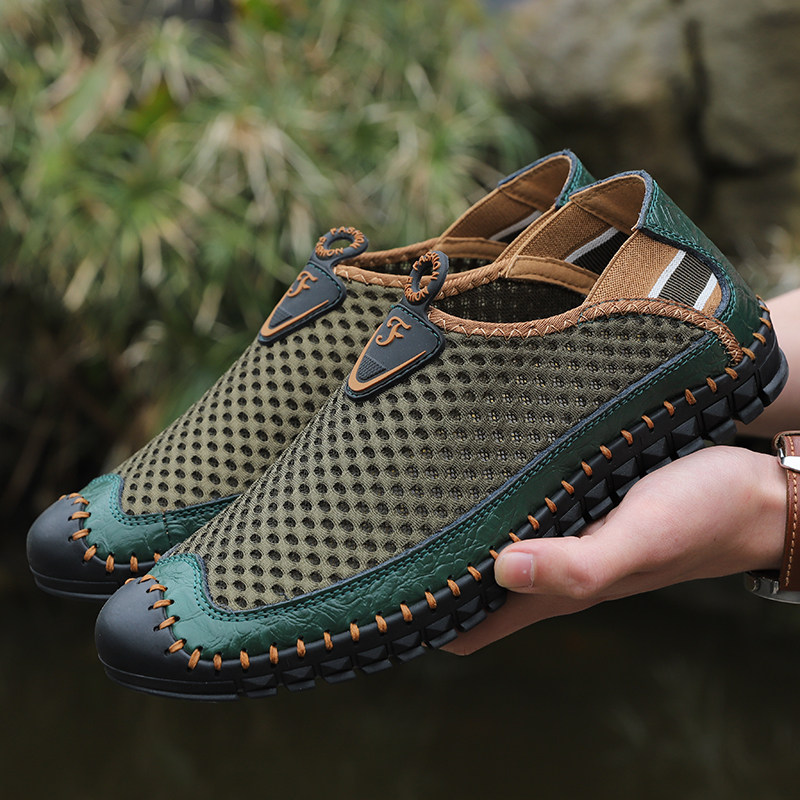 Breaking Yard special price clearance handling breathable mesh Baotou sandal sandals Summer outdoor covered water Anadromous beach Shoe men pick up