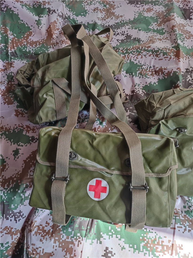 70s 65 Cavalry Medical Package Rain-proof Large-capacity Locomotive Side Satchel Outdoor Fishing Vehicular