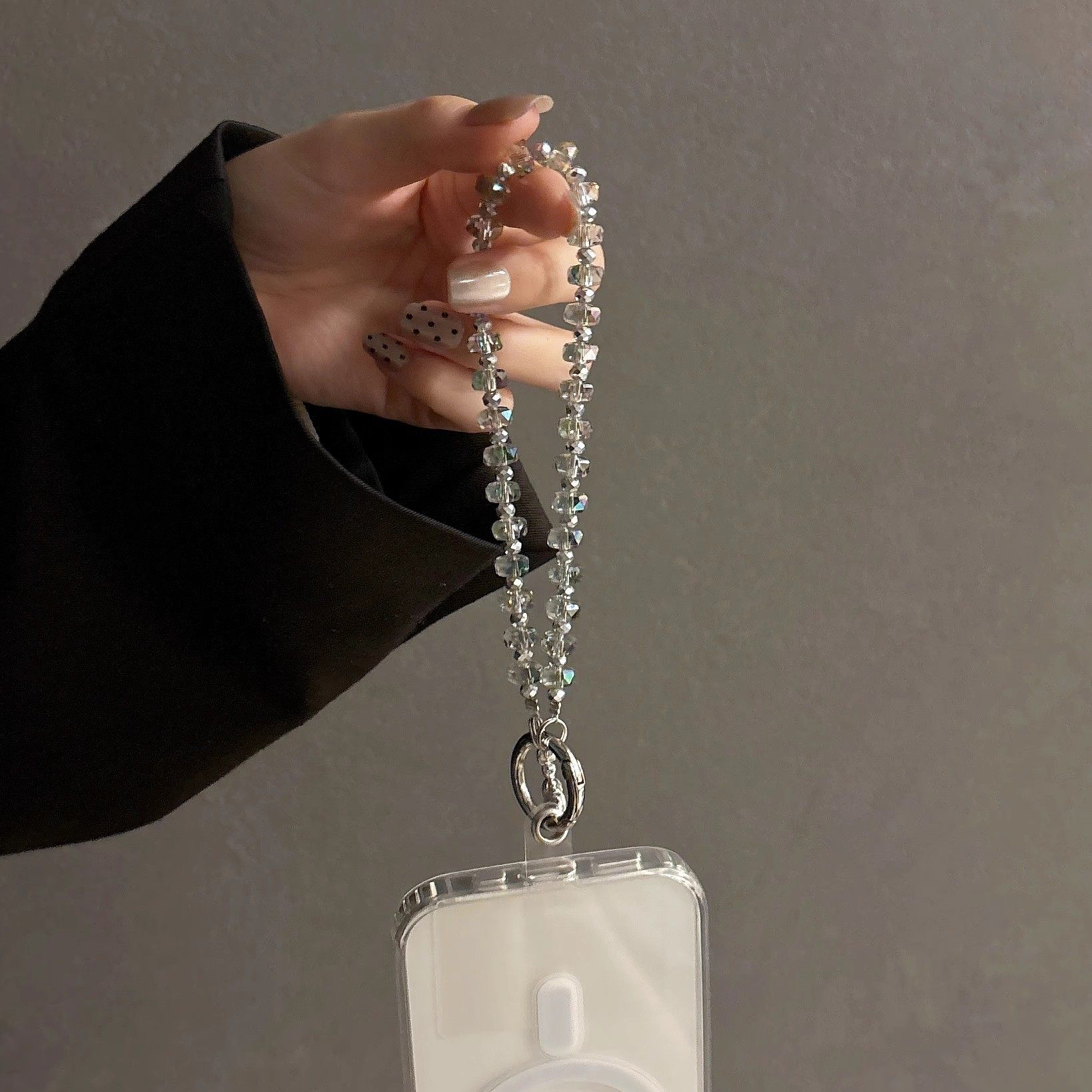 Luxurious and High-End Crystal Handbag Chain Wrist Strap Short Lanyard with Clip Phone Case Keychain Bag Pendant Trendy