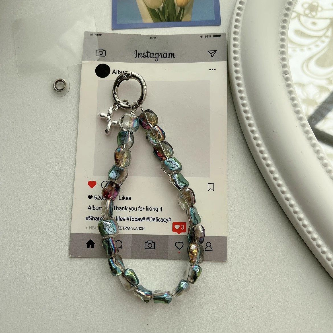 High-End Stone Crystal Phone Case with Short Chain, Versatile Wrist Accessory, Short Chain Clip Keychain, Portable for Women