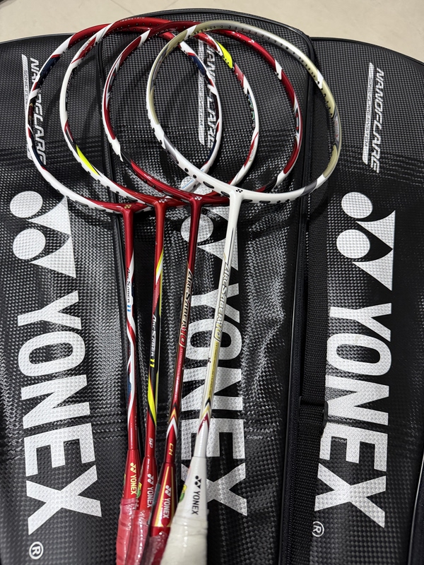 Yonex Yy Bow and Arrow 11 New Bow and Arrow 10 White Cover Arc Red Bow 10 Classic Bow 11 Original Color Badminton Racket