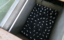 Mountain koi fish pond brush bottom filter filter material filter brush 304 stainless steel cross brush