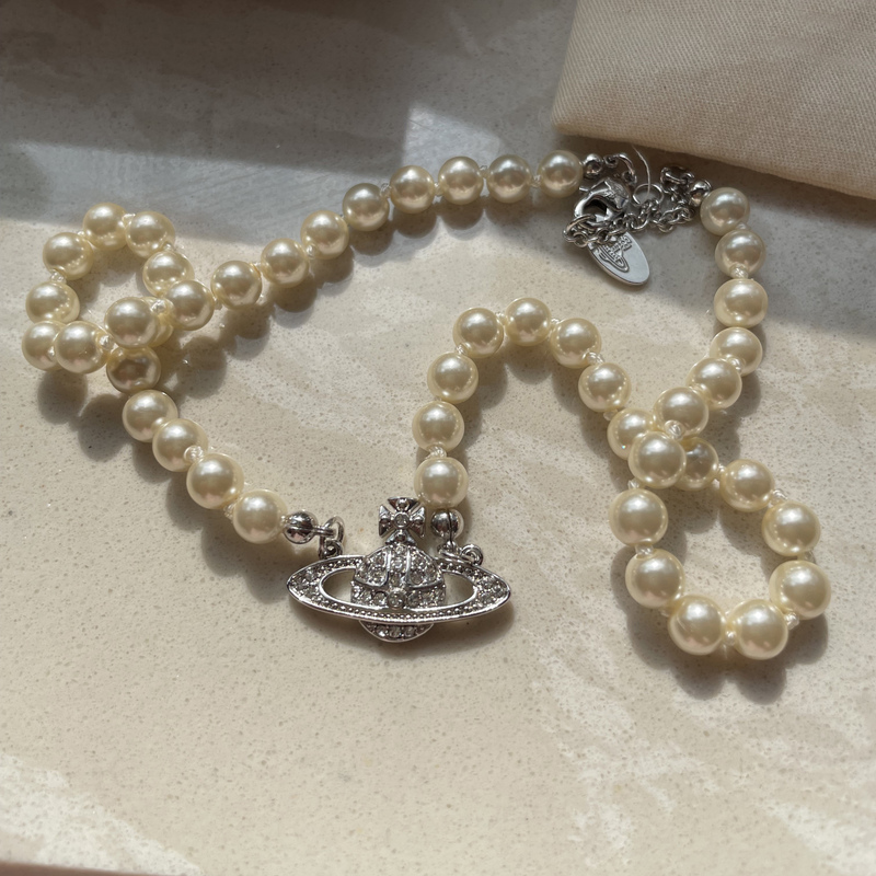 Saturn Pearl Necklace for Women, Pin Three-Dimensional Planet Necklace, Empress Dowager Collarbone Chain