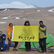 Cheerful station wagon rides in every corner of the world (how much to make up for the difference in postage)