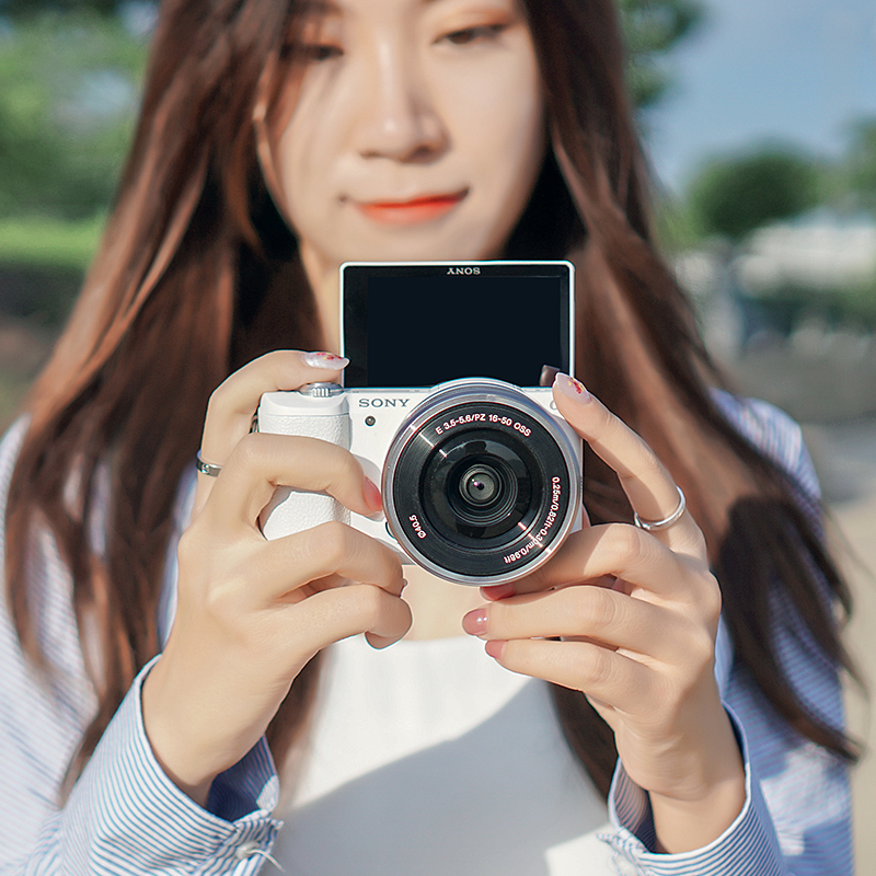 Sony Mirrorless Camera Sony Ilce-5100L Kit A5100 A5000 Beauty-Enhancing High-Definition Digital Camera