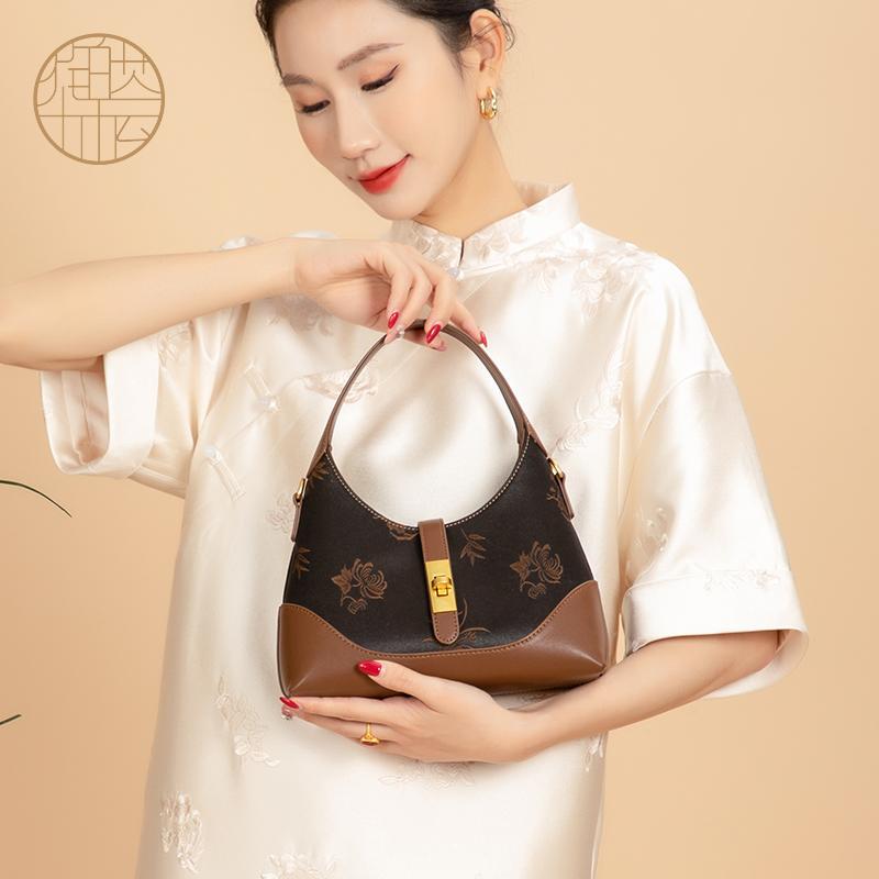 Intangible Cultural Heritage Xiangyun Silk Bag 2026 New Genuine Leather Handbag Tote for Women, Suitable as a Gift for Middle-Aged Women, Mothers, and Elders