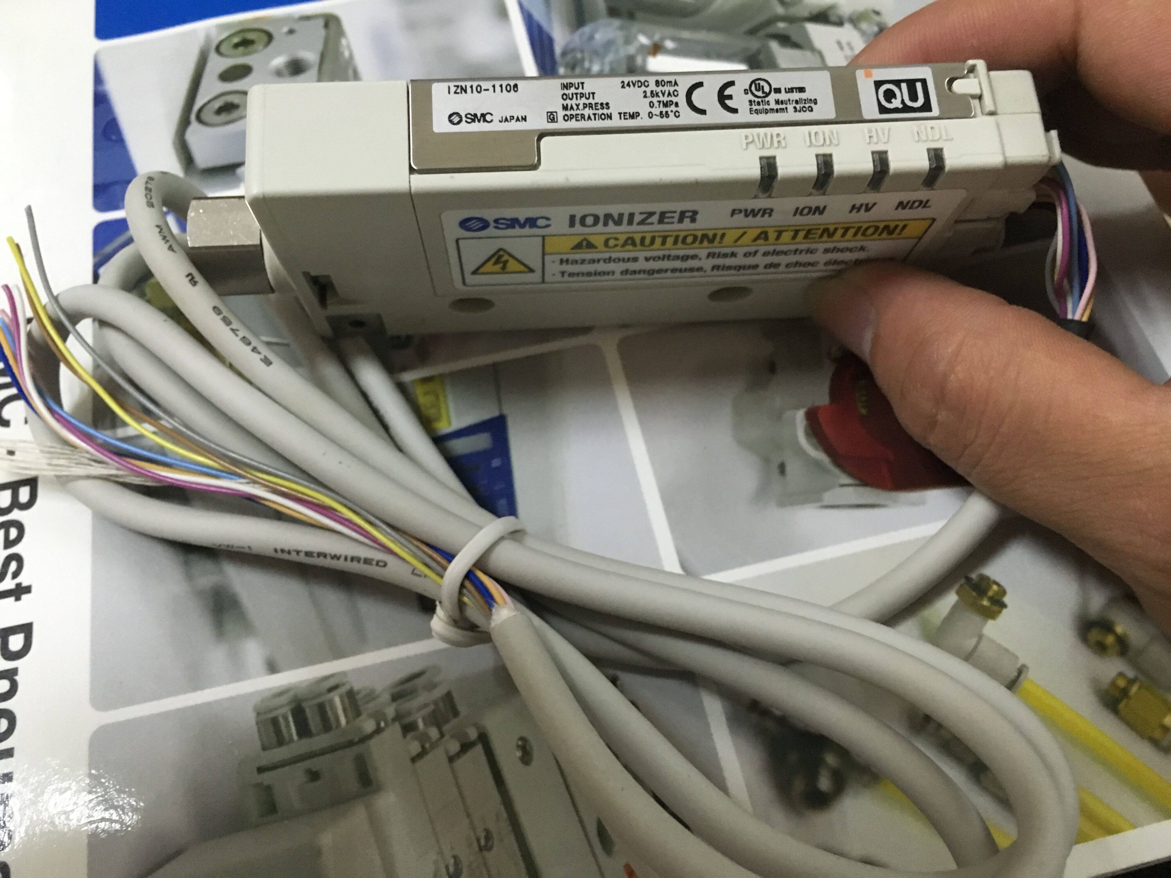 SMC original high frequency nozzle type static eliminator IZN10-1106 with 3M long power cord spot