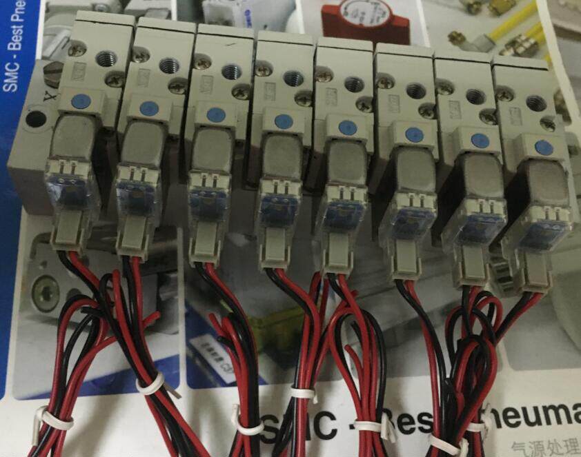 SMC originally installed 8-bit seat for the new solenoid valve SYJ512R-5LOZ-M5