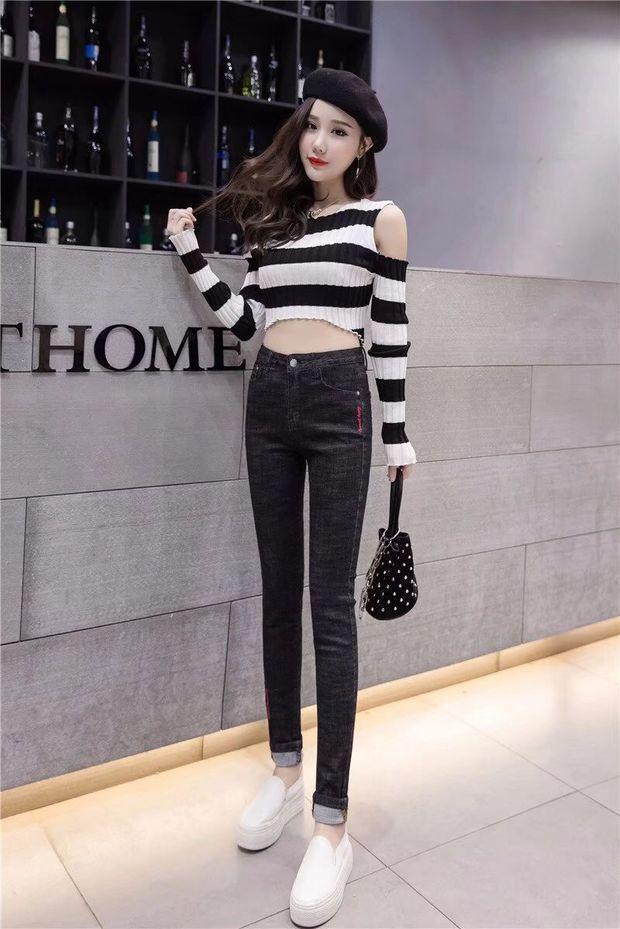 [Mua một tặng một] quần jeans nữ eo cao 2018 xuân Hàn Quốc phiên bản chín điểm mới quần skinny bút chì shop quần áo nữ