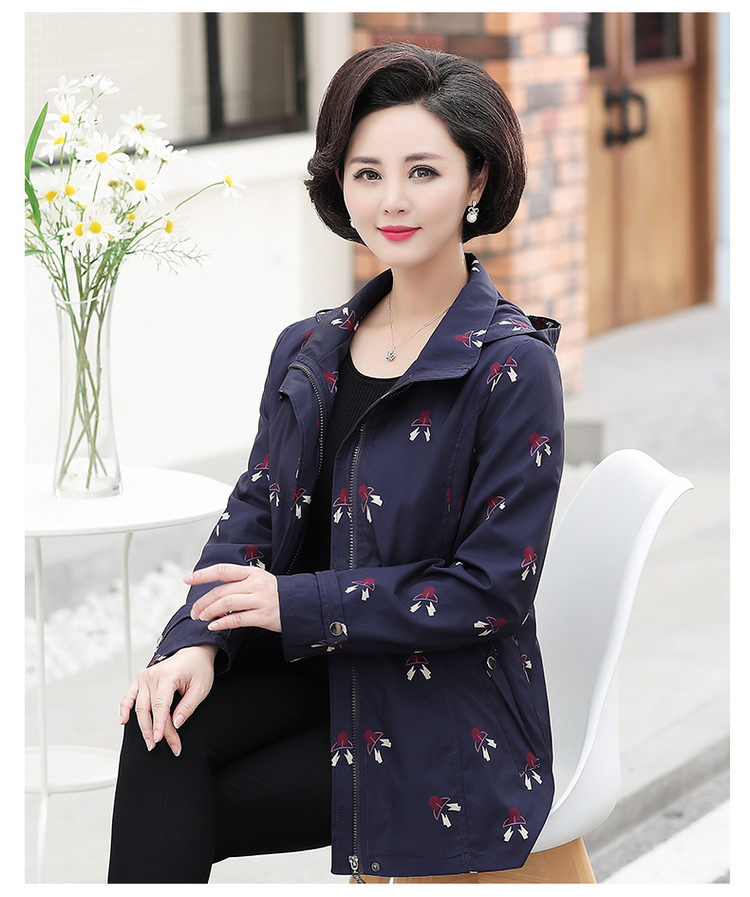 50-60 tuổi mẹ tải áo khoác mùa xuân và mùa thu áo khoác nữ trung niên mùa xuân áo gió kích thước lớn ngắn - Trench Coat áo khoác lông cừu nữ