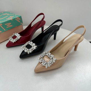 2025新款名媛风后绊带高跟鞋女法式尖头钻扣轻便防滑漆皮包头凉鞋