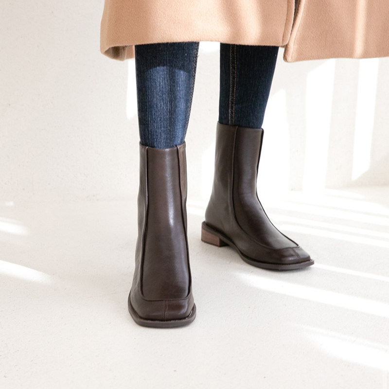 Korean version square toe thick heel short boots women's 2021 winter new retro high-heeled mid-tube thin boots rear zipper Chelsea boots
