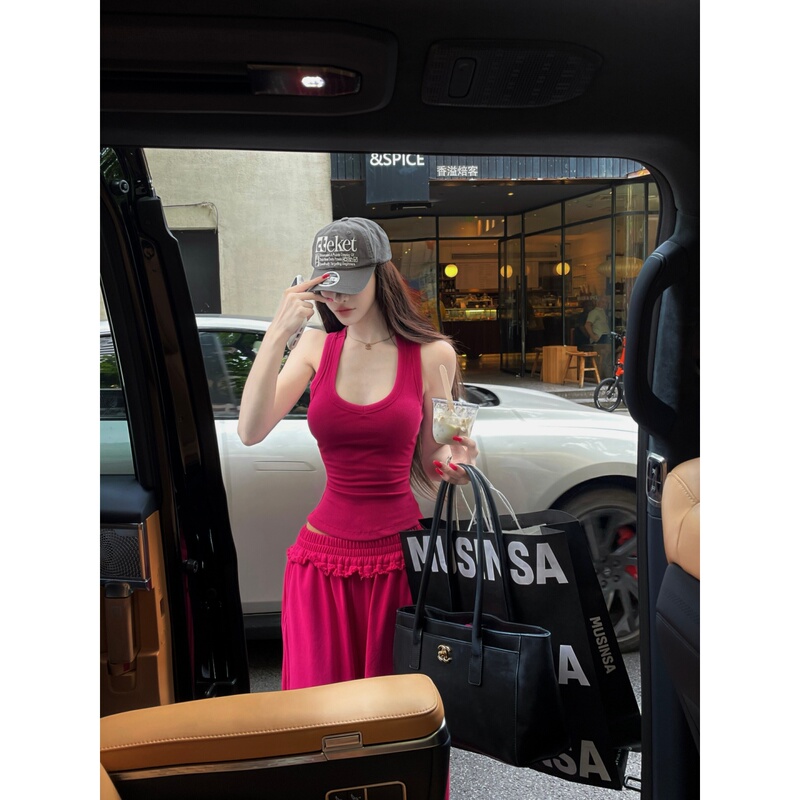 Casual Sports Suit for Women in Summer, Very Stylish Korean Style Outfit, Rose Red Camisole and Wide-Leg Pants Two-Piece Set