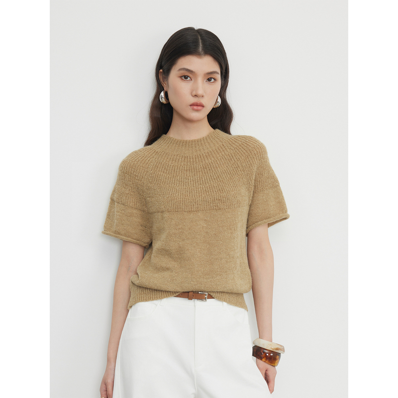 Keara Korean-Style Niche Design Round-Neck Khaki Brown Knitted Sweater for Women, Spring Simple Soft Short-Sleeve Top Keara Korean-Style Niche Design Round-Neck Khaki Brown Knitted Sweater for Women, Spring Simple Soft Short-Sleeve Top