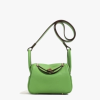 Сказочная трава зеленая