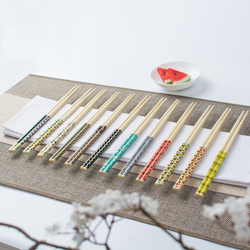 One-person-one-chopsticks-separated-color bamboo chopsticks Home natural family clothing Non-slip-proof public chopstick Day style bamboo chopsticks cute