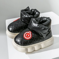 Черная ткань