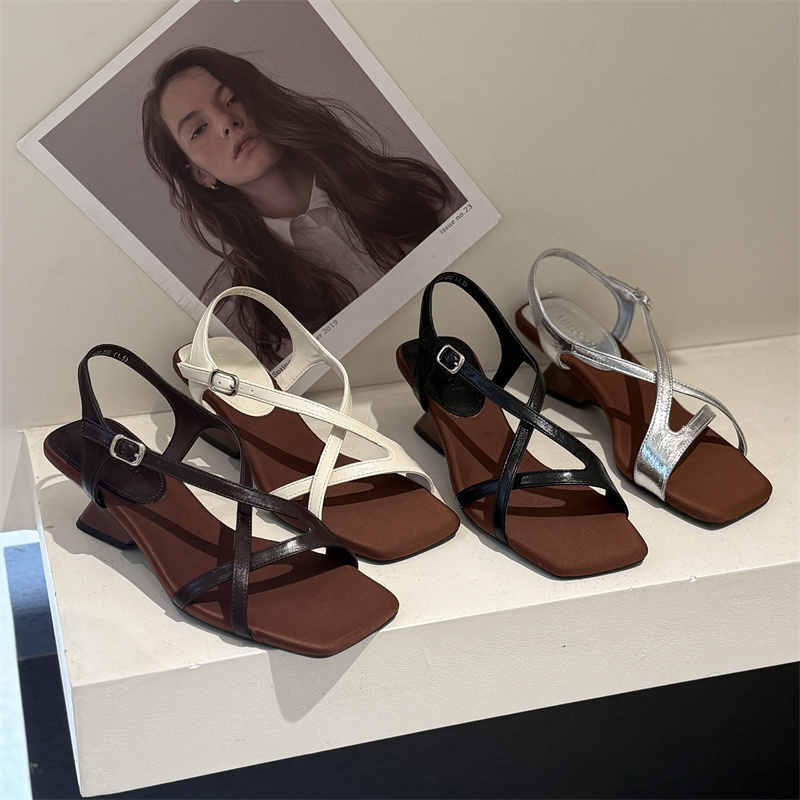 French Square-Toe Wedge High-Heeled Sandals for Women, Suitable for Outdoor Wear, 2026 Summer New Style, Niche High-End Open-Toe Roman Sandals French Square-Toe Wedge High-Heeled Sandals for Women, Suitable for Outdoor Wear, 2026 Summer New Style, Niche High-End Open-Toe Roman Sandals