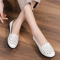 2021 new mother Shoes summer hole sandals flat non-slip middle-aged and elderly womens single shoes comfortable soft leather shoes