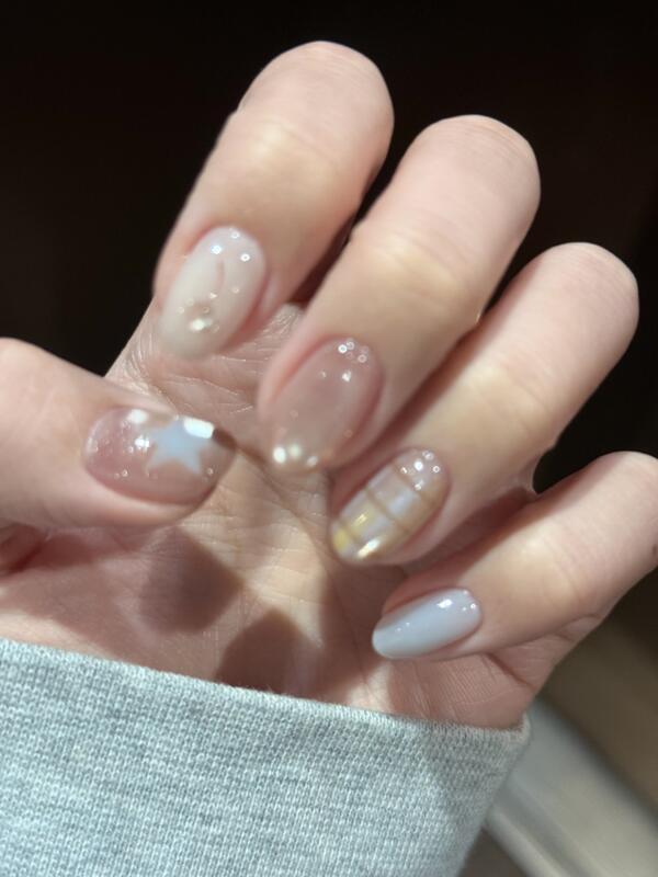 【Sea Salt Fresh】Light Blue Star Cat Eye Nude Color Simple Summer Whitening Elegant Wearable Manicure Oval Nails 【Sea Salt Fresh】Light Blue Star Cat Eye Nude Color Simple Summer Whitening Elegant Wearable Manicure Oval Nails