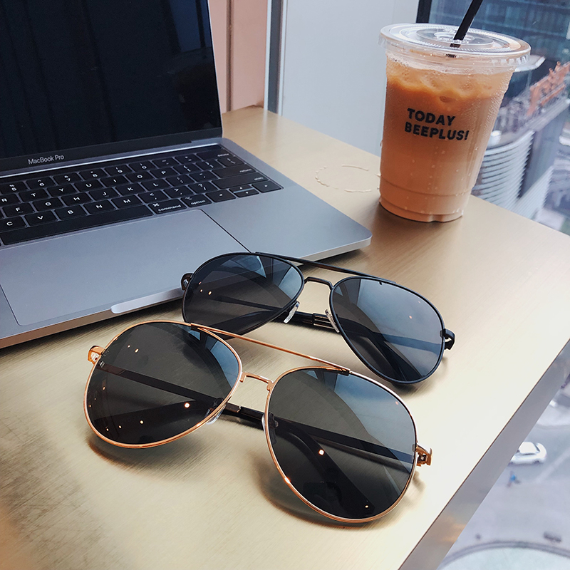 Men's Four Seasons Sunglasses Trendy Joker Goggles Pilot Glasses Retro Fashion Black Sunglasses Girls