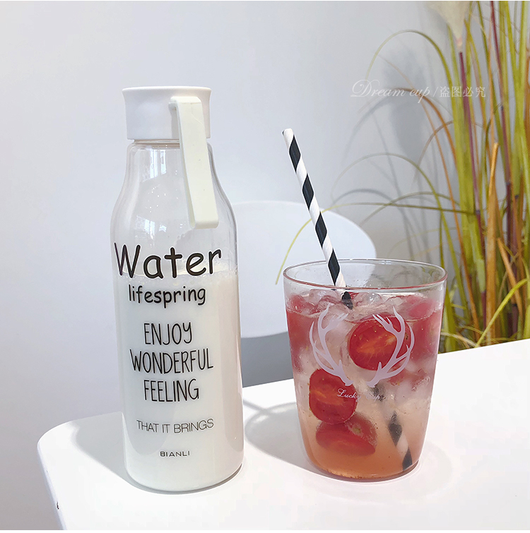Hàn Quốc cốc nhựa tươi xu hướng sáng tạo nam và nữ sinh viên nước thủy tinh chai soda xách tay dễ thương cặp tay - Tách bình tập uống
