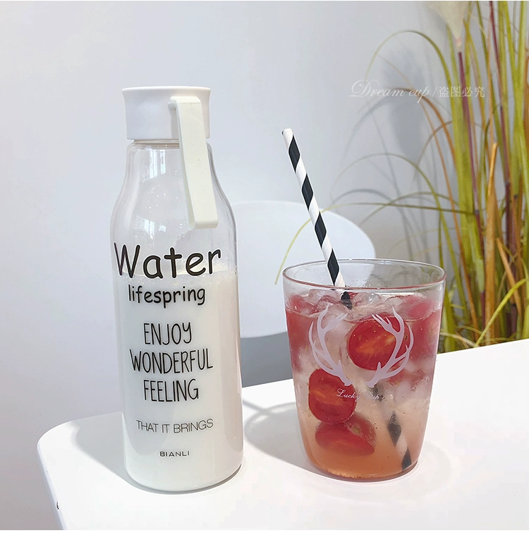 Hàn Quốc cốc nhựa tươi xu hướng sáng tạo nam và nữ sinh viên nước thủy tinh chai soda xách tay dễ thương cặp tay - Tách bình thuỷ tinh đựng nước