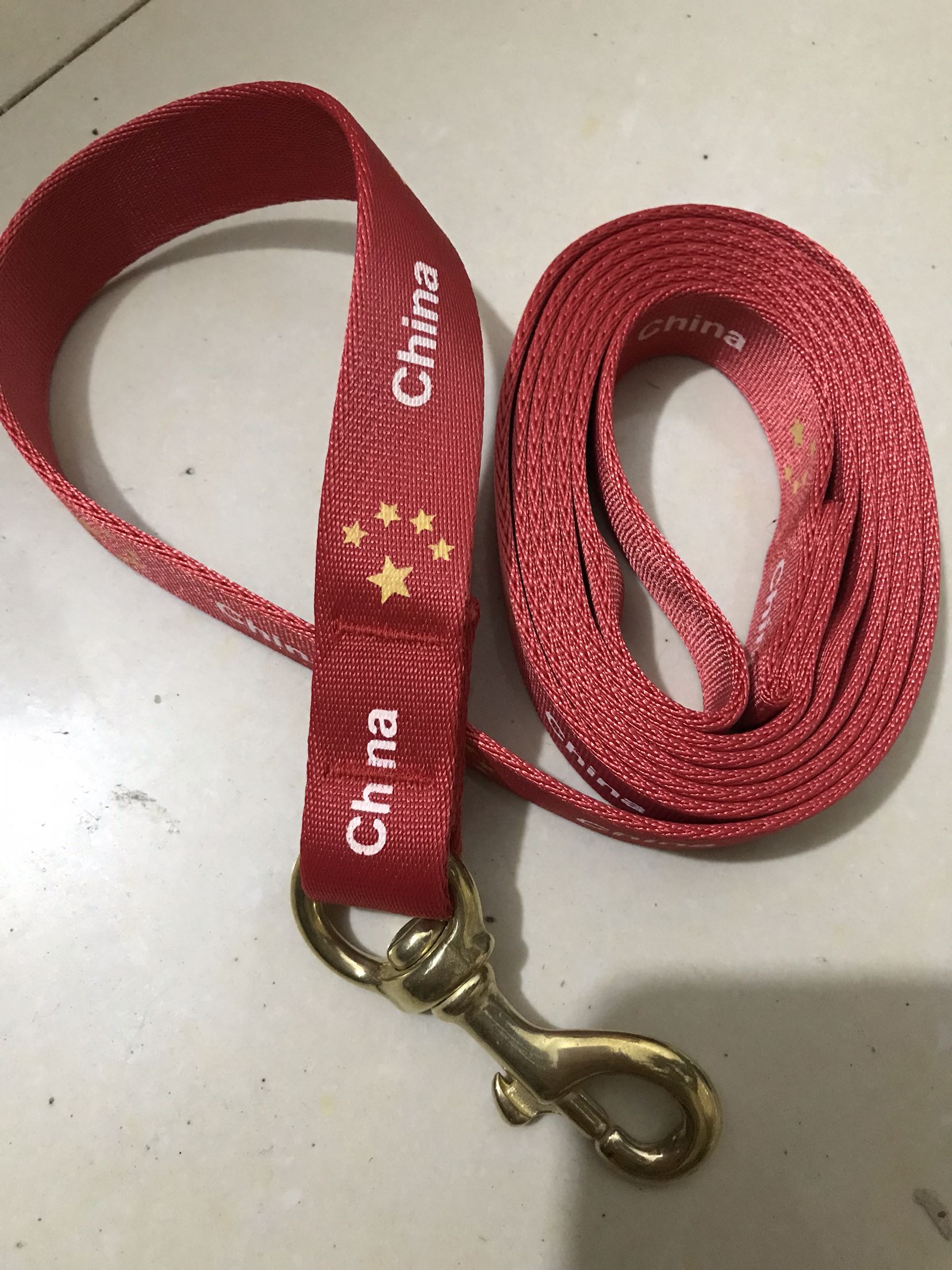 Dog leash dog leash horse dog German shepherd leash leash Chinese flag pull leash training dog walking dog leash copper hook two meters biting