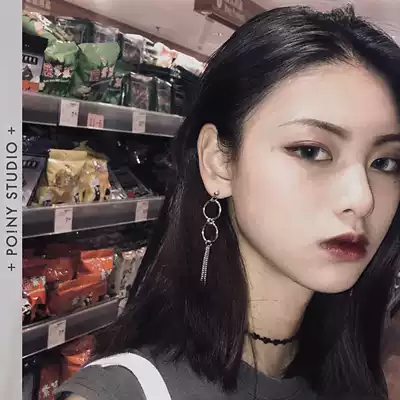 PO NY punk dark handsome cool circle ring chain earrings 2019 New Tide Net red with ear clip