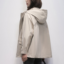 Windcoat Jacket Woman short Grand coat 2021 Autumn fit new Korean version Pop womens High-end Atmosphere Small Subblouse