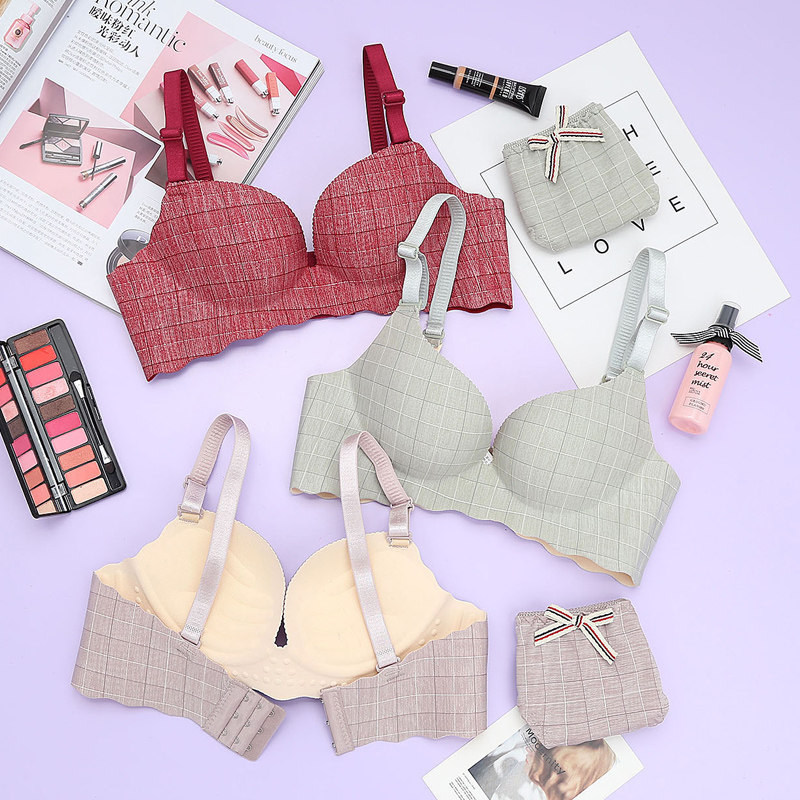 No underwire bra gathering small chest on the thin underwear set students high school girls sexy no trace anti-sagging