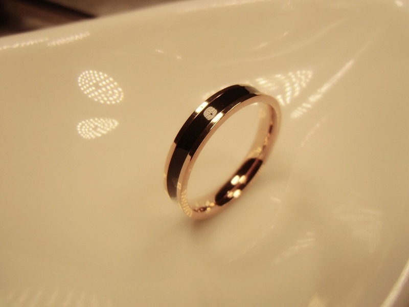 Rose gold skinny fashion web celebrity, black and white ceramic rings for men and women lovers ring tail ring finger to buddhist monastic discipline act the role ofing is tasted