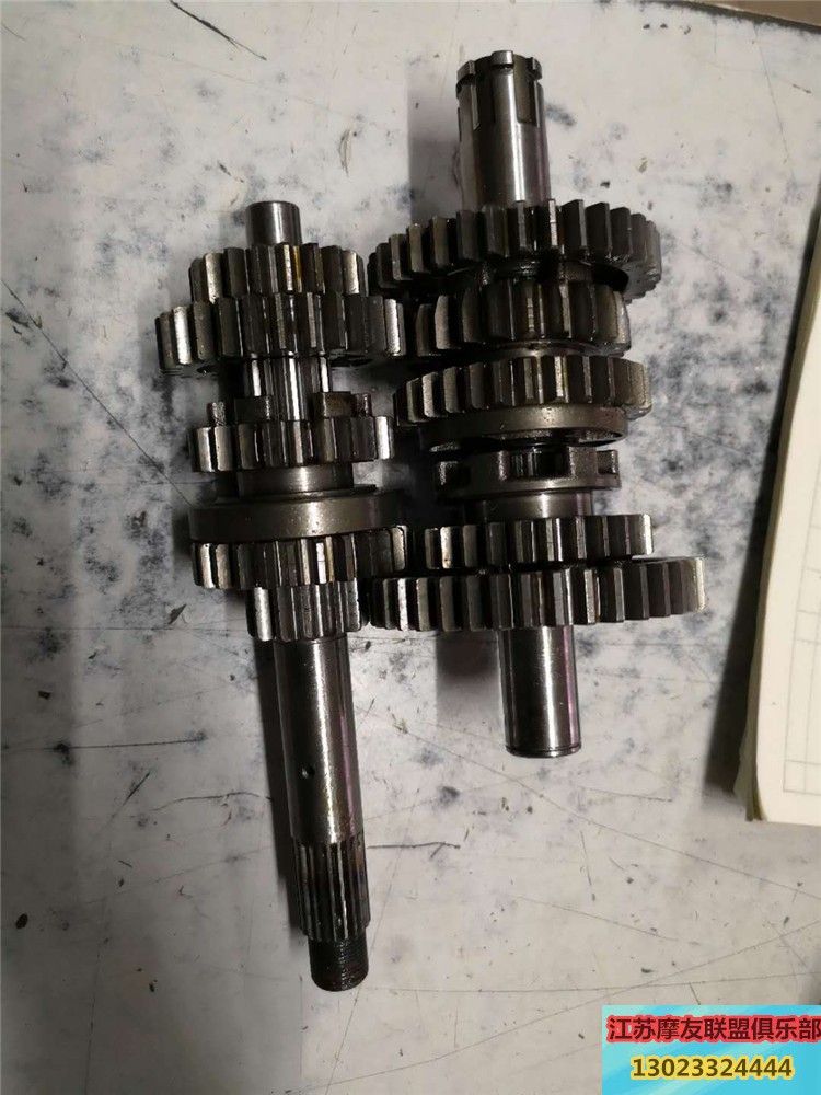 Thiết bị xe máy áp dụng Xindazhou Honda KTT lắp ráp trục chính và phụ 	giá 1 bộ nhông xích xe máy