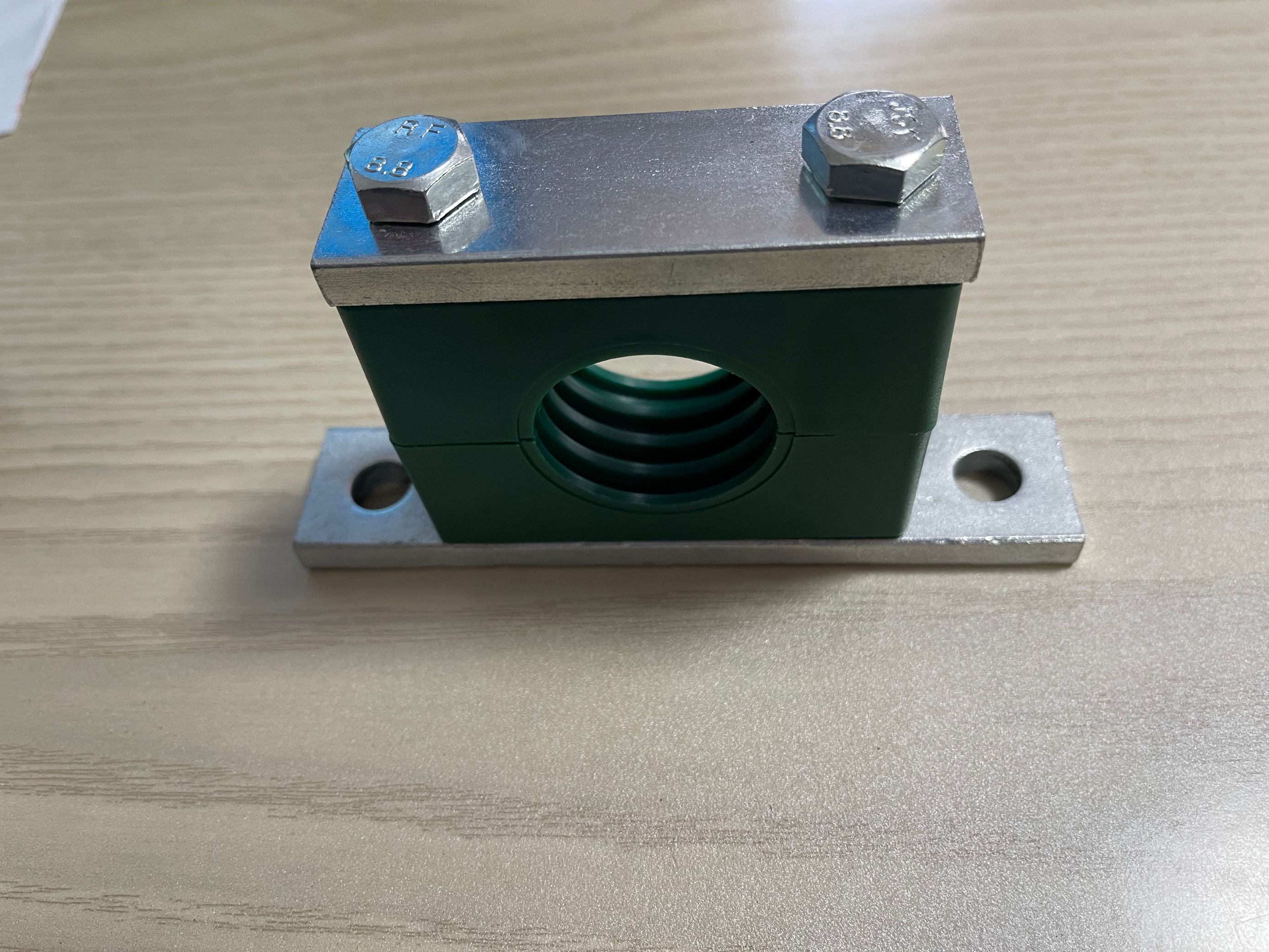 Heavy plastic pipe clamp tubing hydraulic marine pipe clamp national label 6-325