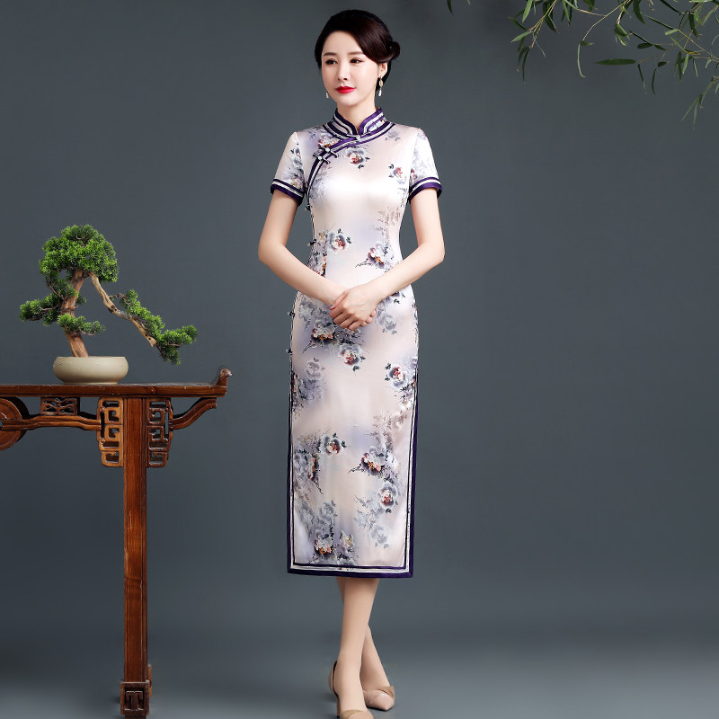 Daily silk cheongsam middle-aged women's summer 2022 new temperament self-cultivation mother's high-end mulberry silk dress