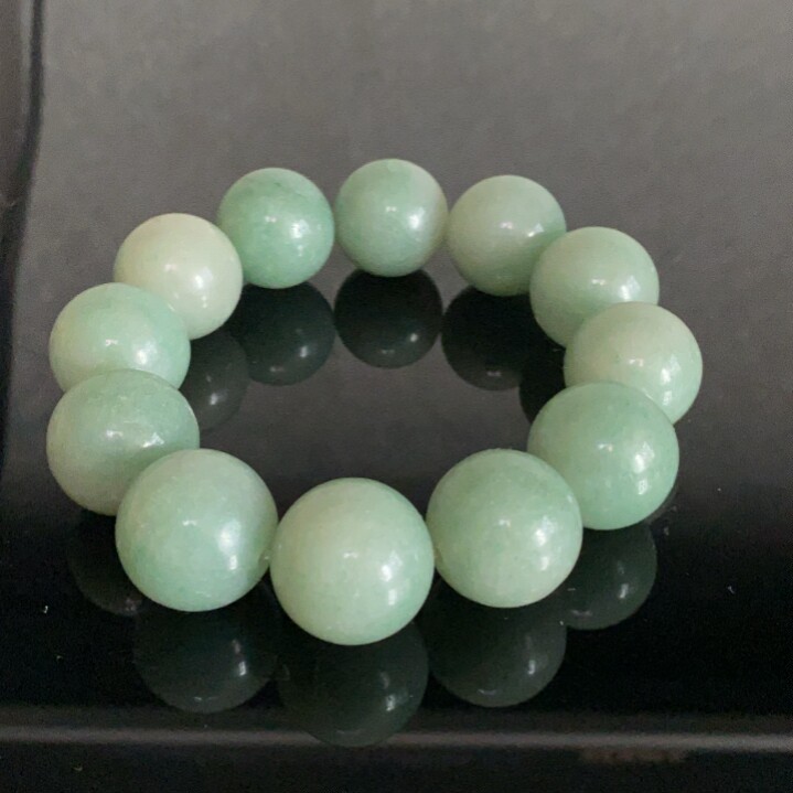 Factory direct selling boutique Shi Taiji factory direct sales ball bracelet 2 0mm green string