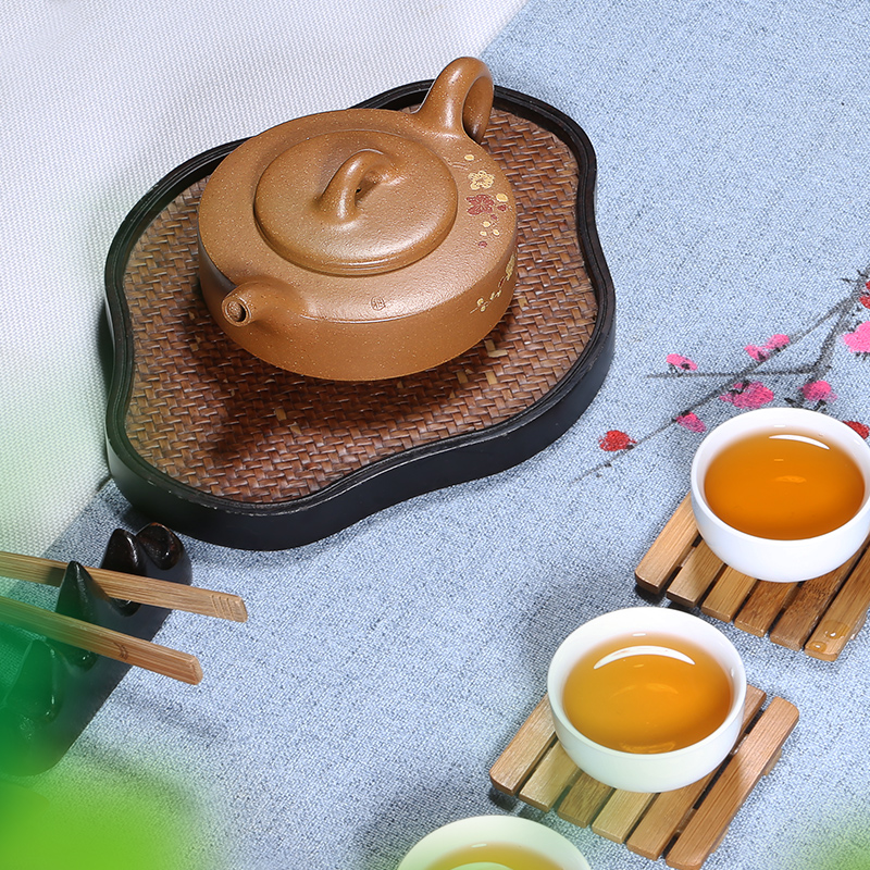 Mingyuan tea pot of yixing are it by pure manual undressed ore down slope mud name plum Zhou Pan kung fu tea set the teapot