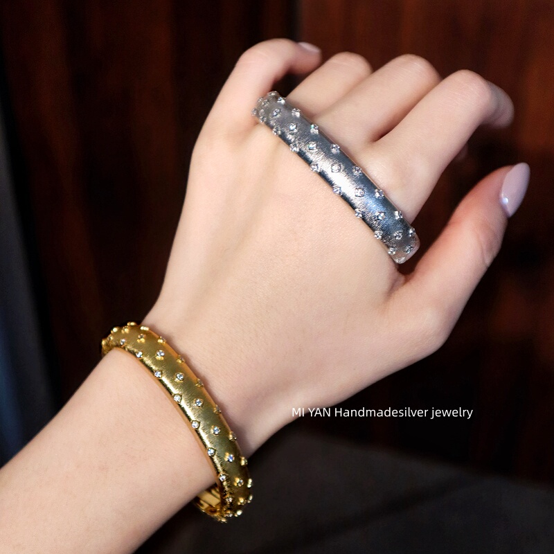 Italian Brushed Craftsmanship Bracelet with Full Diamond Inlay, Open-Ended, Old Money Style, European and American Light Luxury Wide Bracelet Italian Brushed Craftsmanship Bracelet with Full Diamond Inlay, Open-Ended, Old Money Style, European and American Light Luxury Wide Bracelet