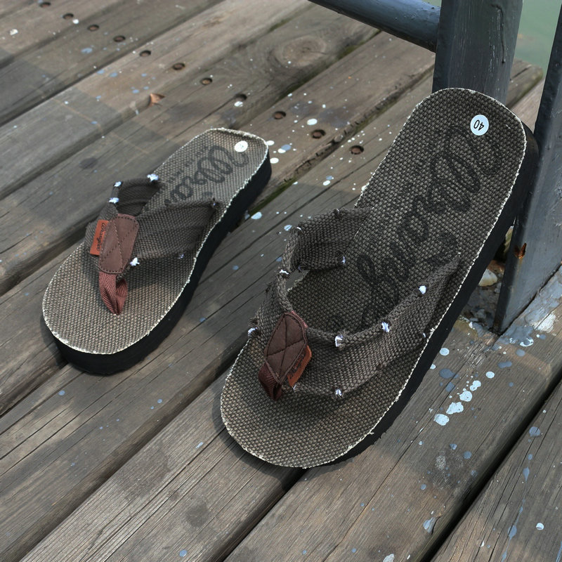 Summer Korean version of the trend of flip-flops thick-soled casual flip-flops rolled canvas beach shoes light sandals men