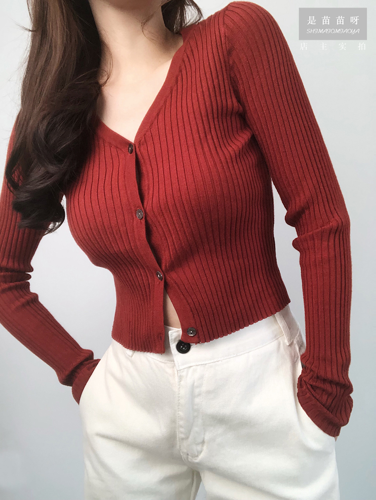 Áo len cổ lọ màu đỏ chic chic V-cổ mỏng đan len cao eo ngắn áo len mỏng nhỏ áo khoác mùa thu nữ áo len tay dài