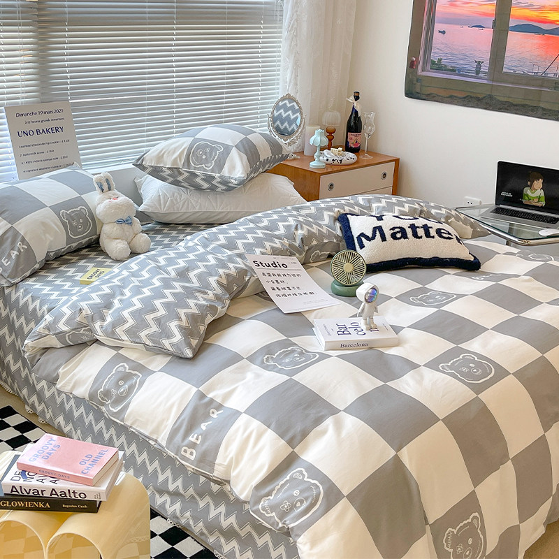 Han Department Brief Grey Plaid Bear Pure Cotton Four Pieces Cute Cartoon Ins students 3 sets of small frescoed bedding